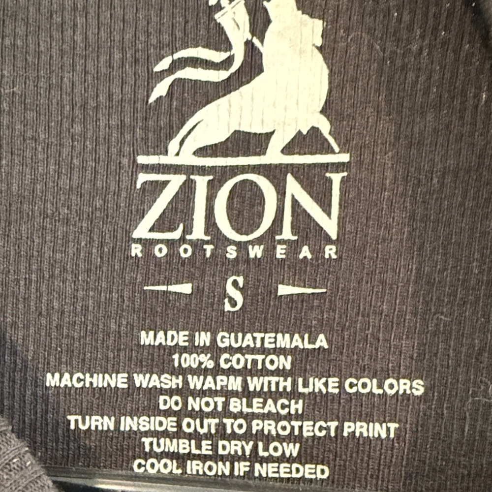 Bob Marley Graphic Tank Top - Picture 3 of 3